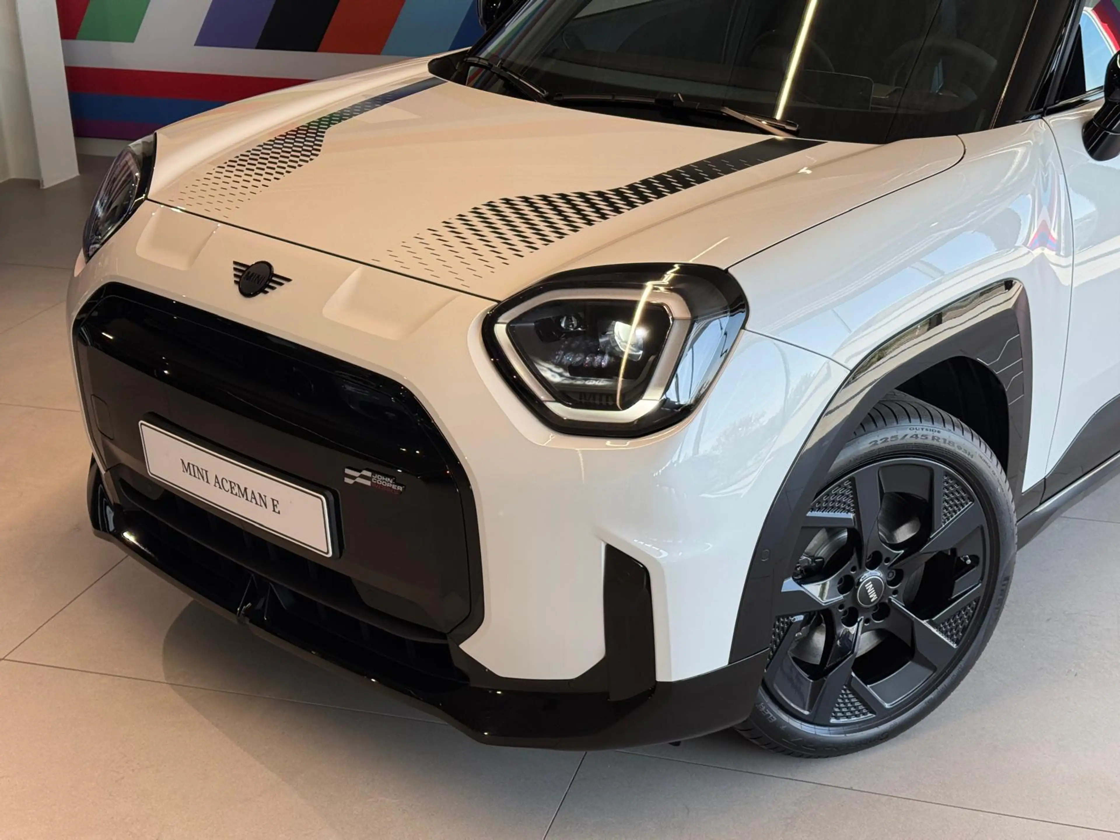 MINI Aceman Mini E John Cooper Works S 42.5 kWh | Pakket S | H — photo 2