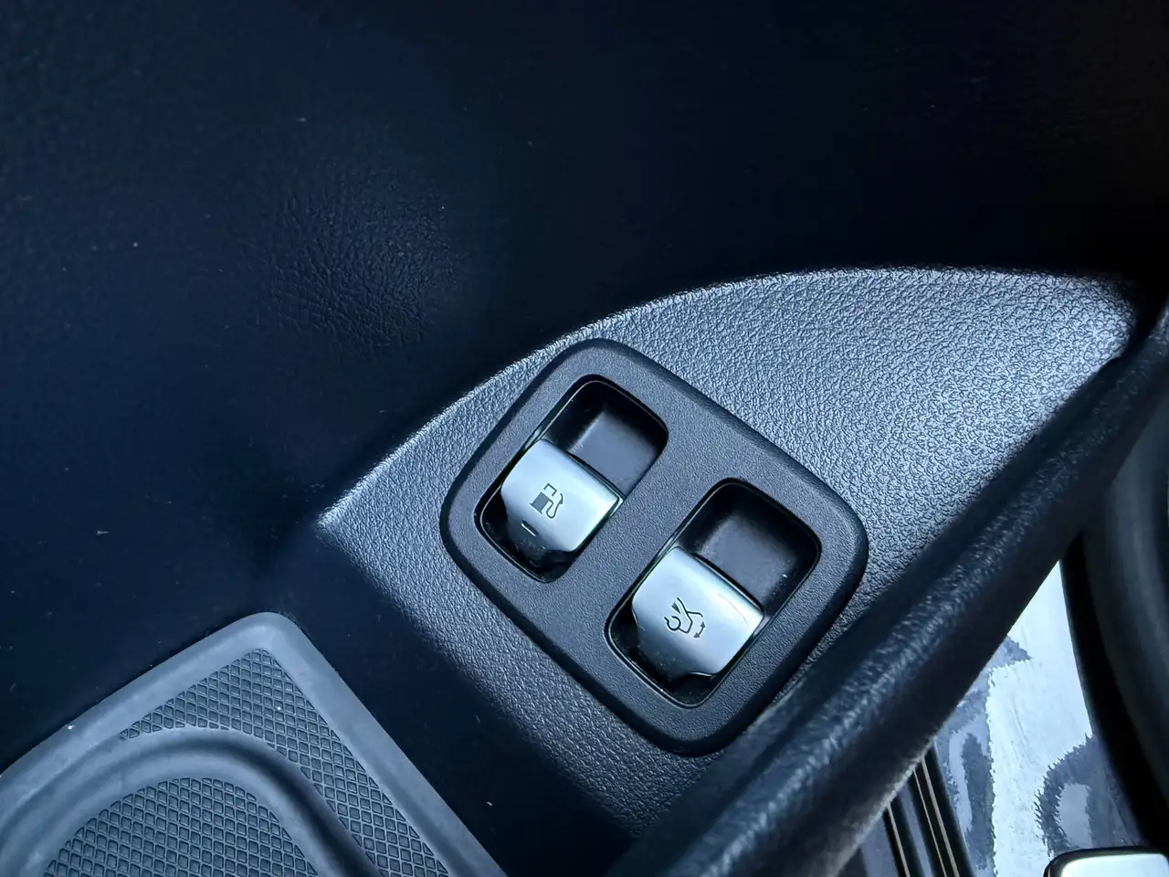Mercedes-Benz GLC 300 e 4-Matic PHEV Business Solution, миниатюра 29