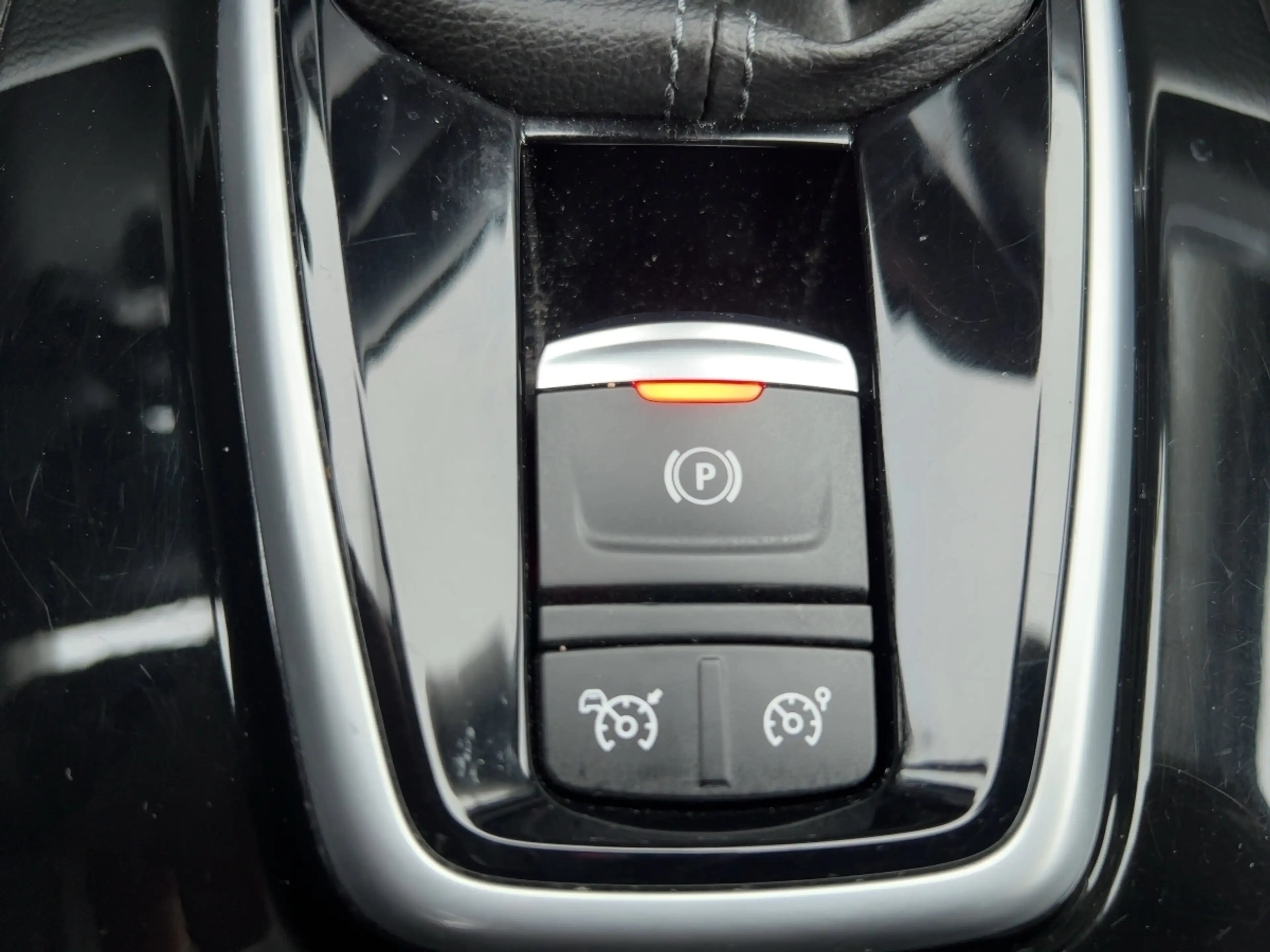 Renault Koleos TECHNO TCe 160 EDC 3 Jahre Garantie * — photo 17