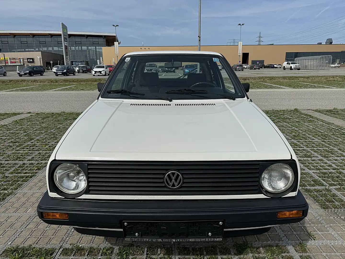 Volkswagen Golf Bílá - 2