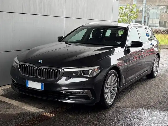 BMW 520 Serie 5 G31 2017 Touring 520d Touring Luxury auto