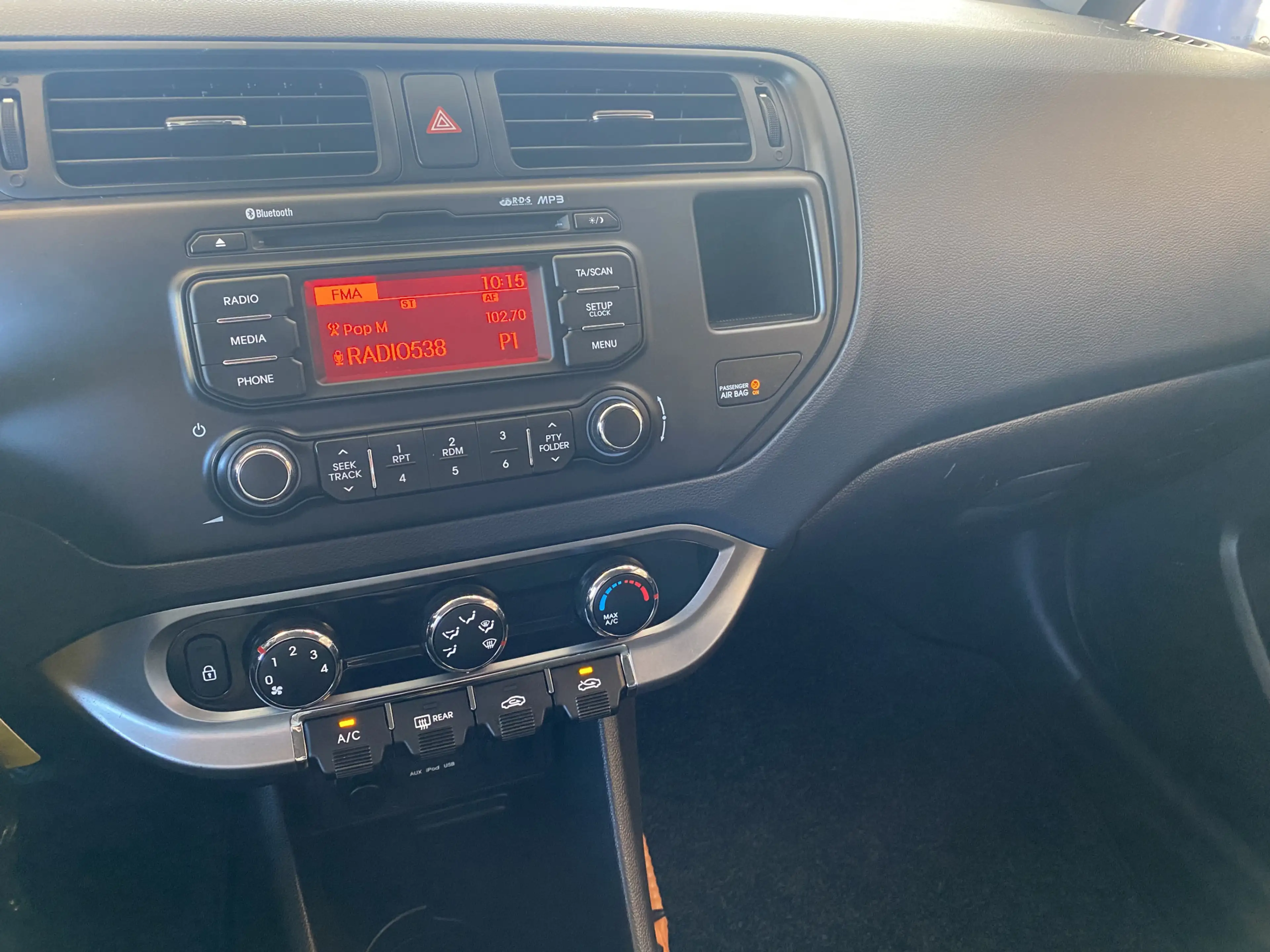 Kia Rio 1.2 CVVT Design Edition,Airco,Cruisecontrol,Blueto — photo 14