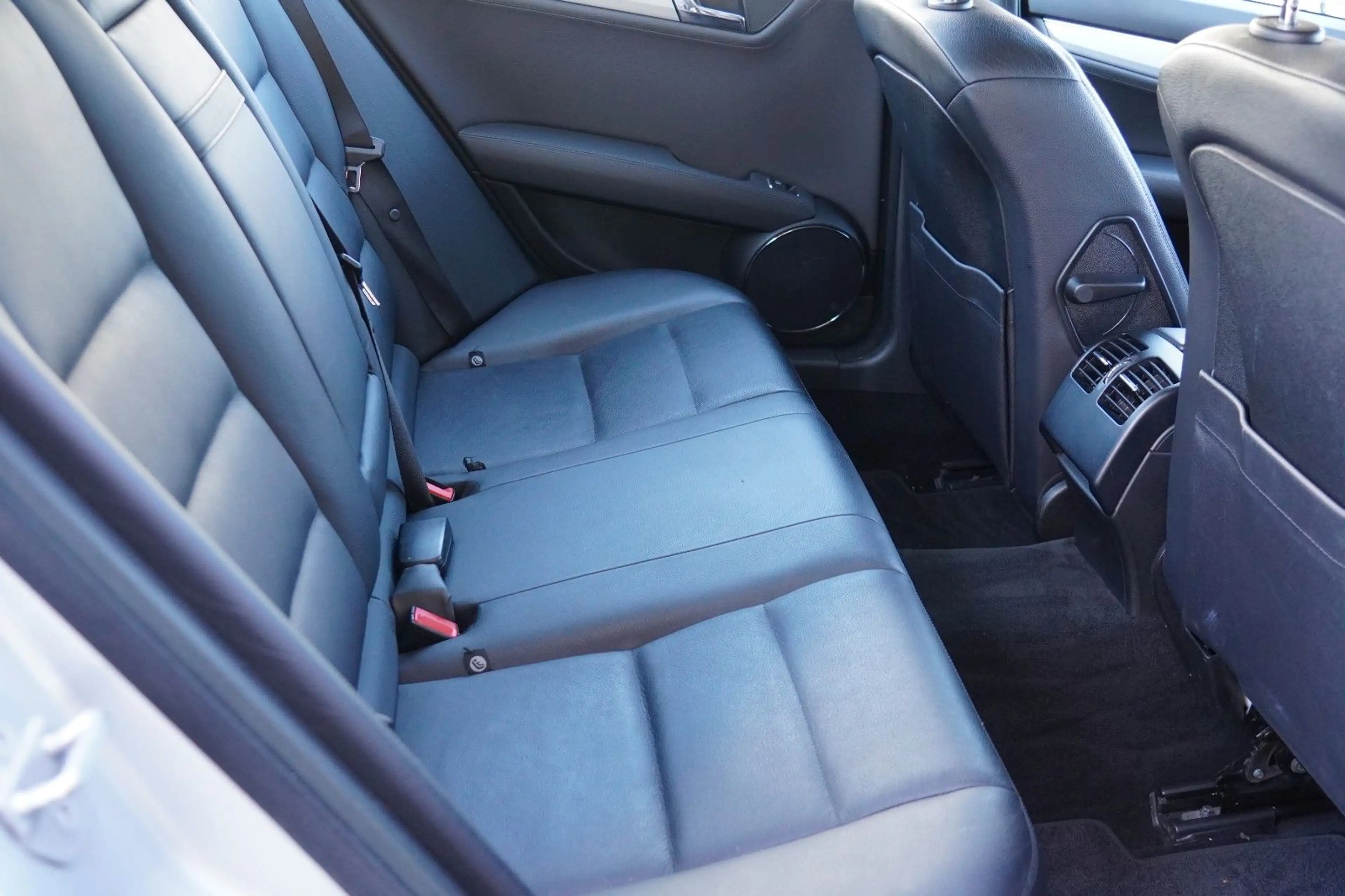 Mercedes-Benz C 350 CDI BlueEfficiency — photo 9