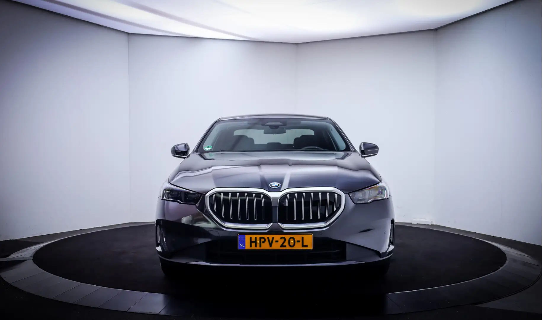 BMW 550 5-serie 550e xDrive FULL.LED | KEYLESS | DODEHOEK Gris - 2