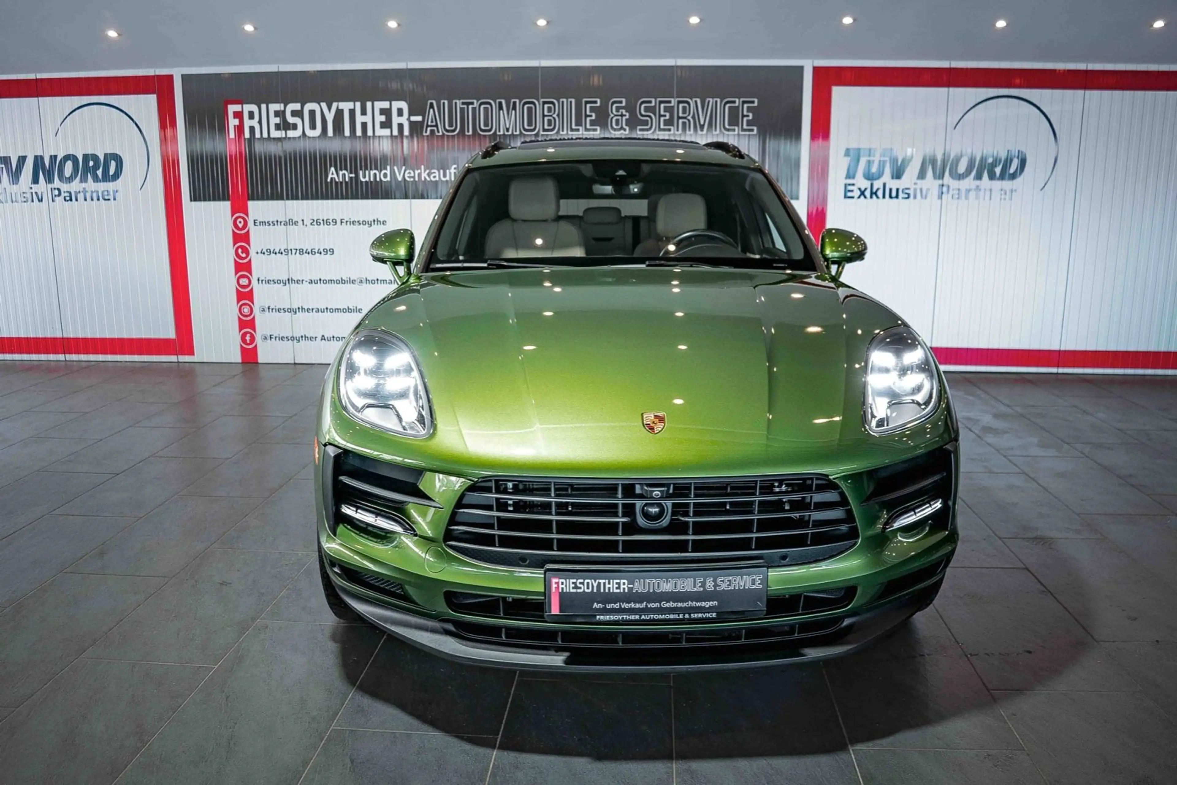 Porsche Macan Sport-Design Mambagrün Panorama PDLS Bose — photo 5