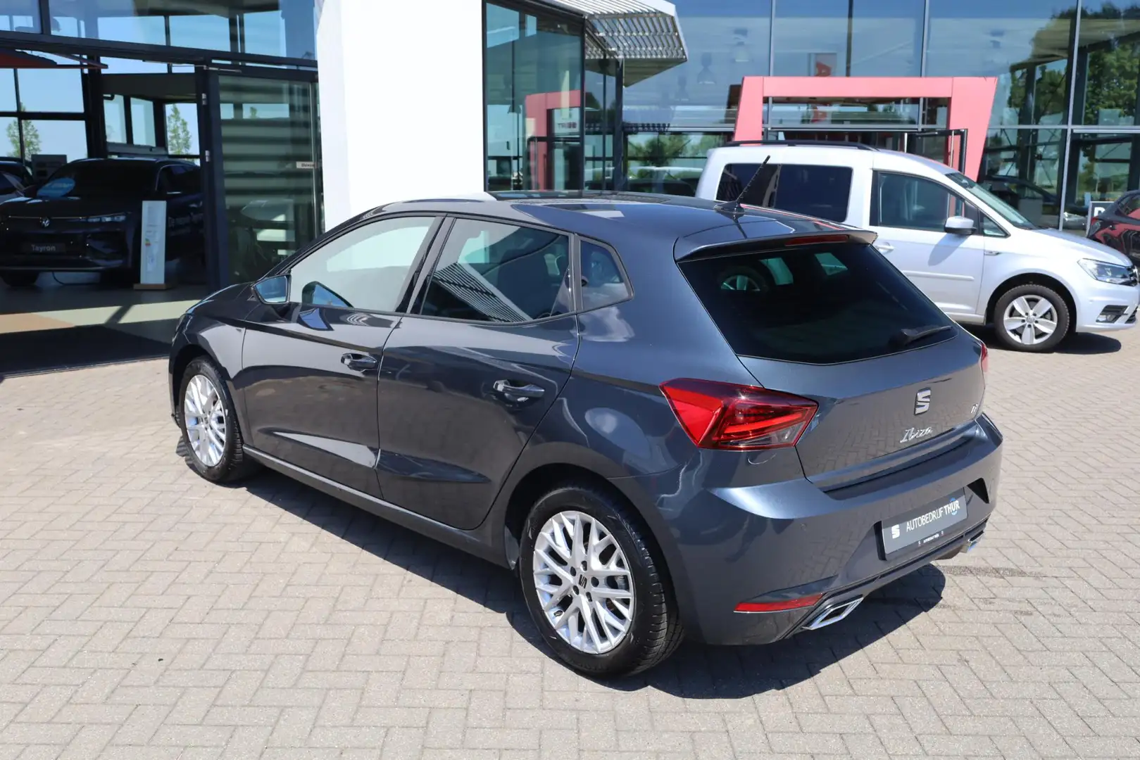 SEAT Ibiza 1.0 EcoTSI FR 110PK / 81kW Apple Carplay & Android Gris - 2