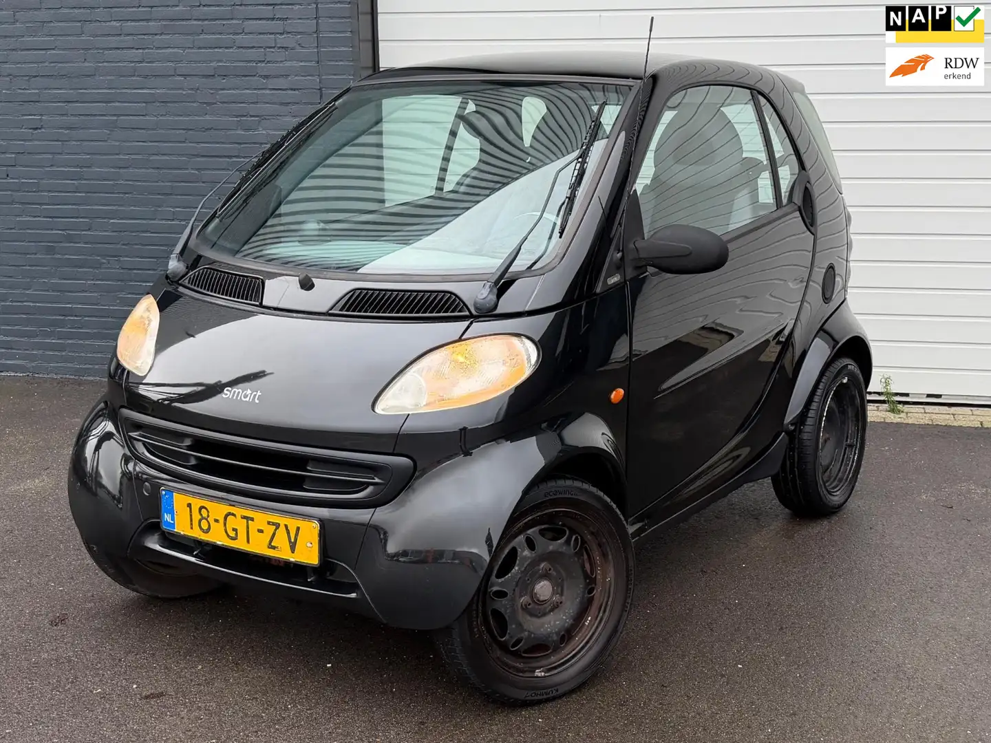 smart city-coupé/city-cabrio Smart & pure AUTOMAAT/PANORAMADAK/ELKPAKKET Schwarz - 1