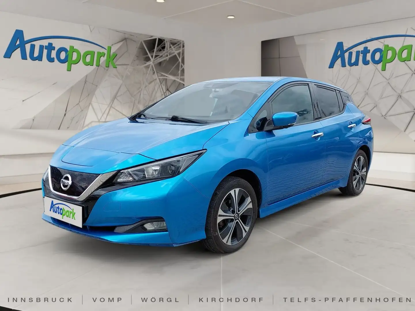 Nissan Leaf Blau - 1