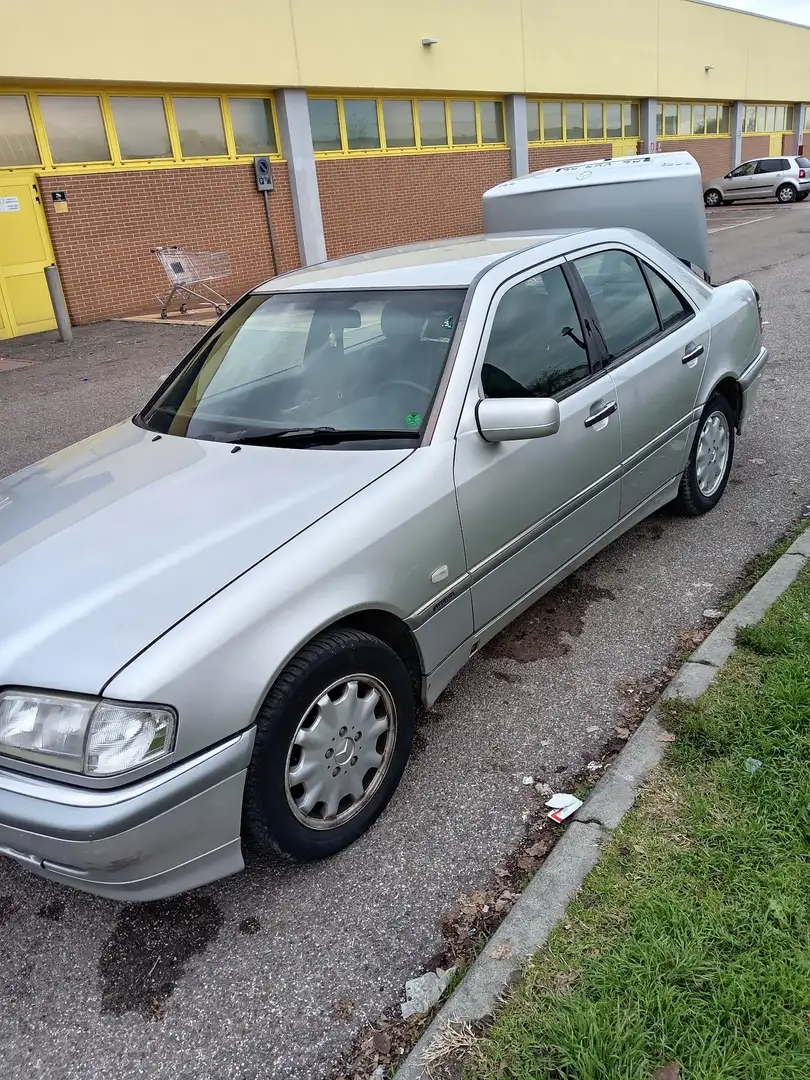 Mercedes-Benz 220 3898553947 - 2