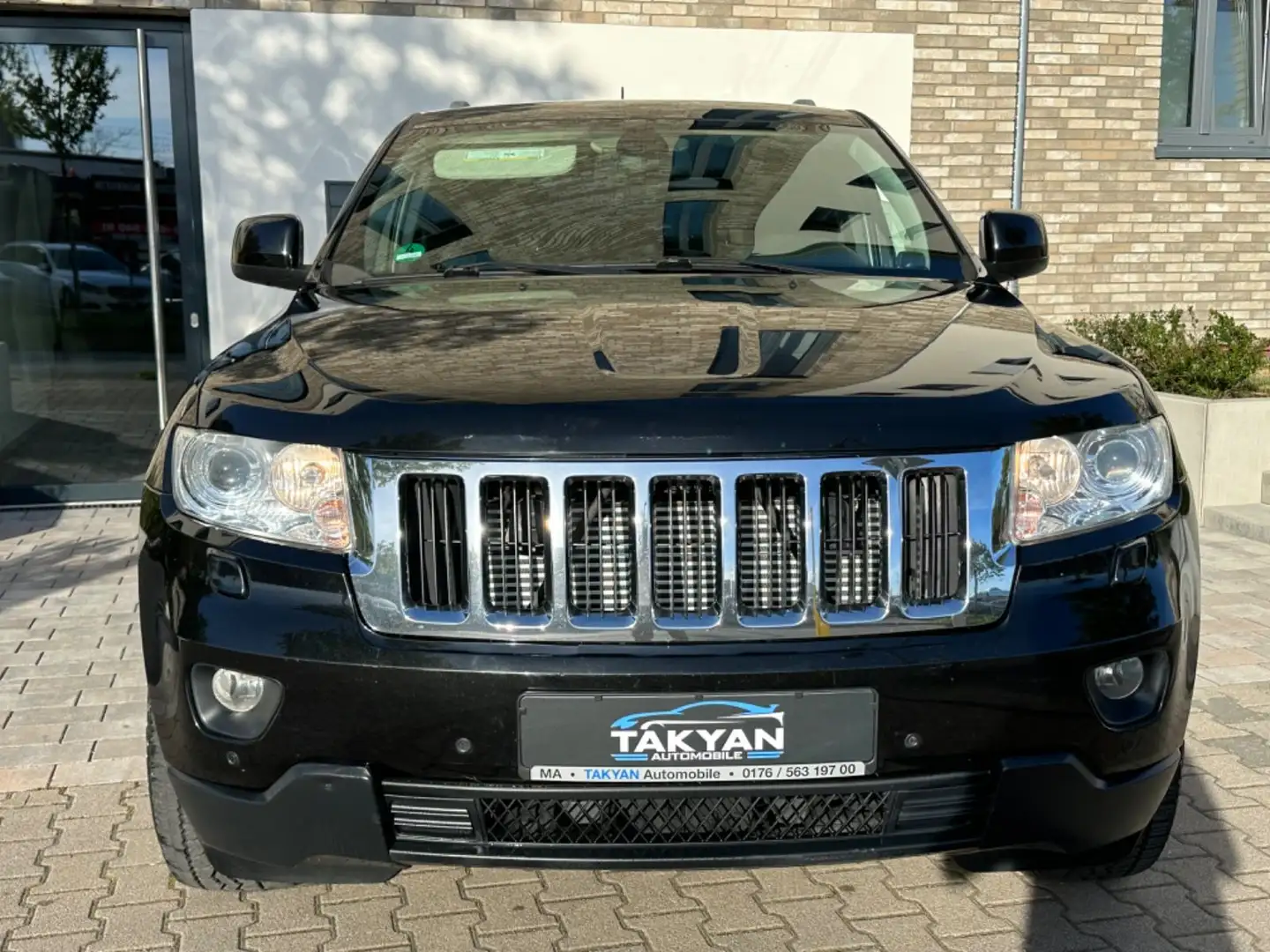 Jeep Grand Cherokee 3.0 CRD Laredo*neue Bremsen* Schwarz - 2