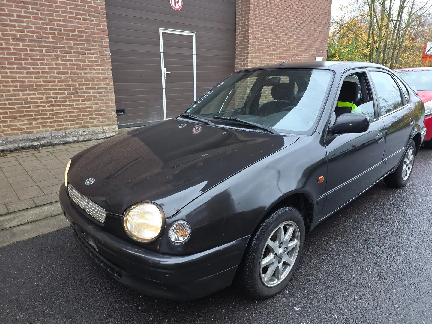 Toyota Corolla 1.3i 16v Linea Luna Noir - 1