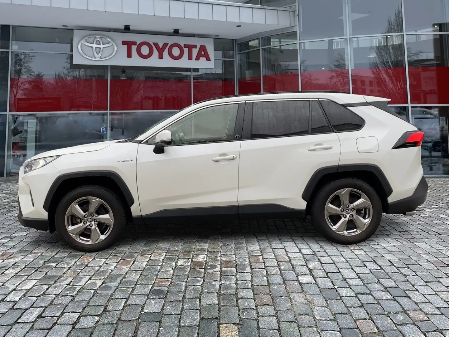 Toyota RAV 4 RAV4 2.5 D Team Deutschland Matrix 2xKlima AUT Wit - 2