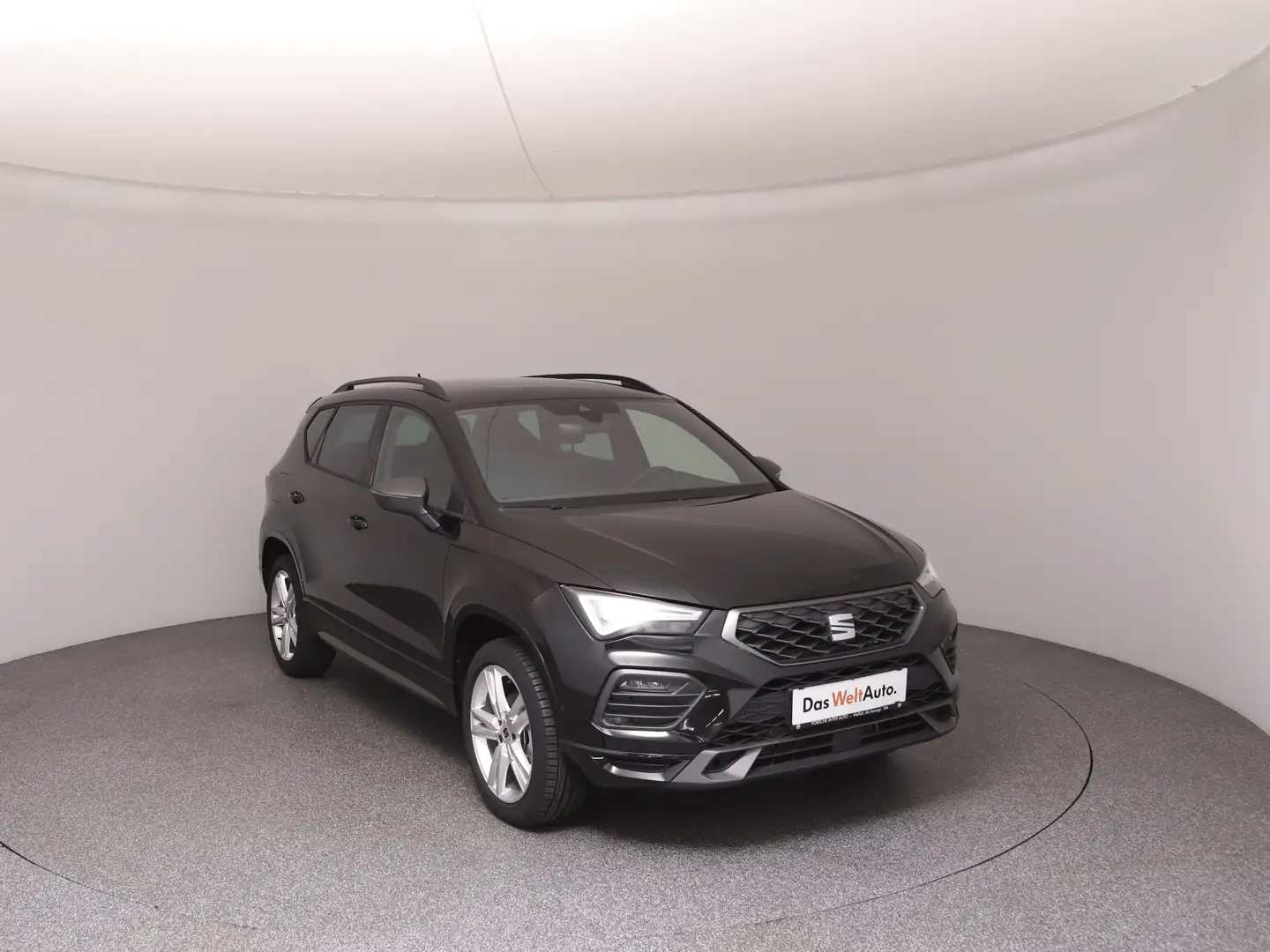 SEAT Ateca FR 1.5 TSI ACT DSG Schwarz - 2