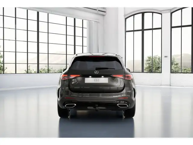 Mercedes-Benz GLC view 6