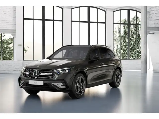 Mercedes-Benz GLC view 2