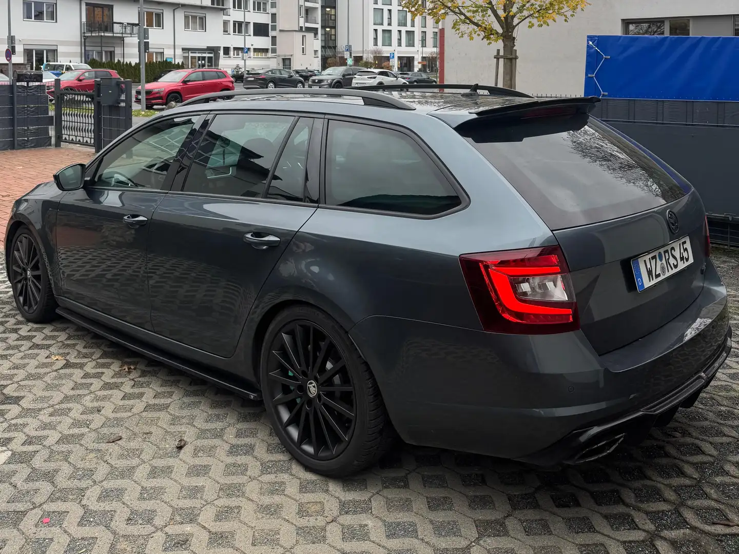 Skoda Octavia Octavia Combi 2.0 TSI DSG RS 245 Grau - 1