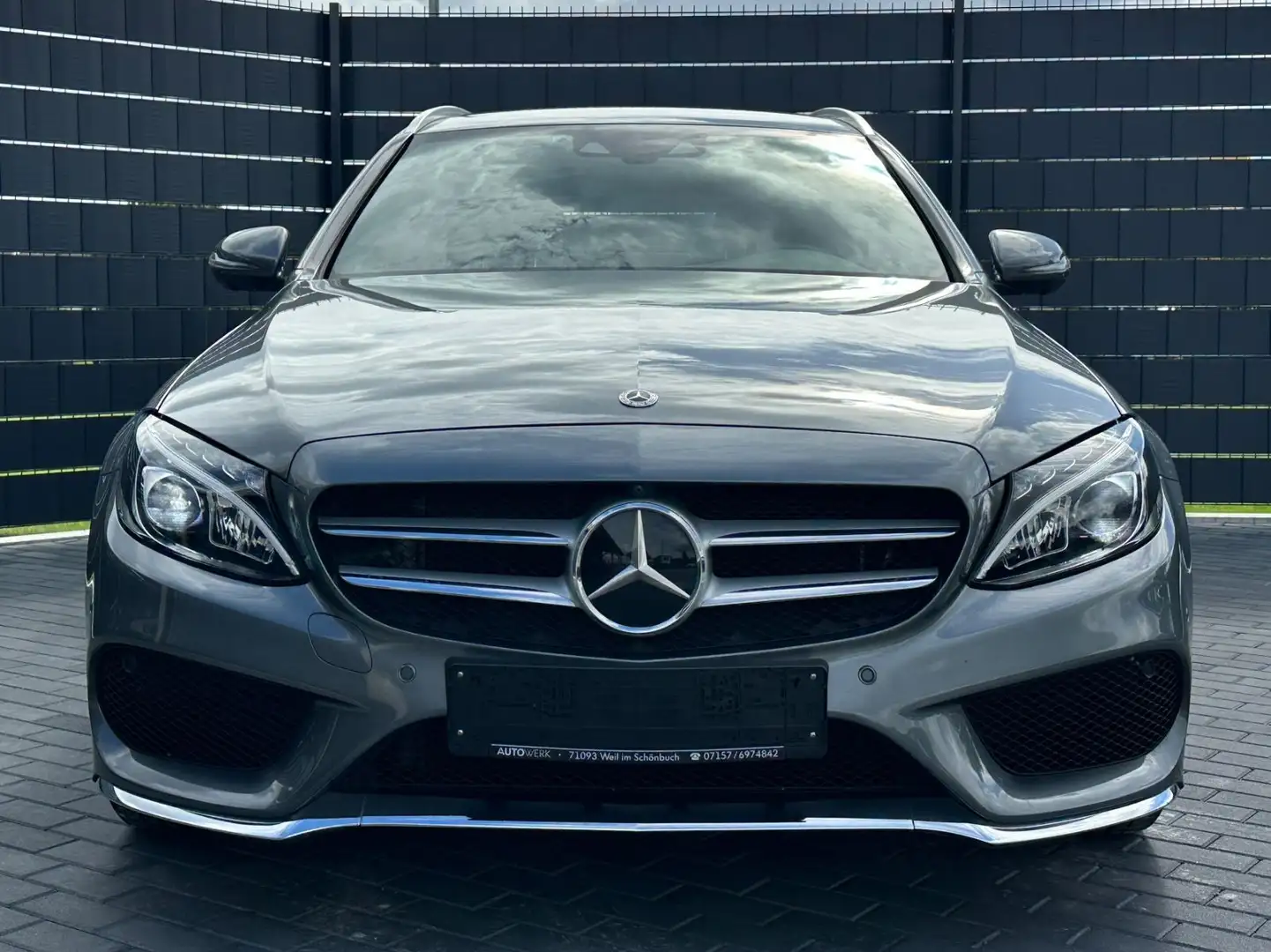 Mercedes-Benz C 200 T 4M*9G*AMG-LINE*DISTR*360*LEDER*SHZ*LED* Gris - 2