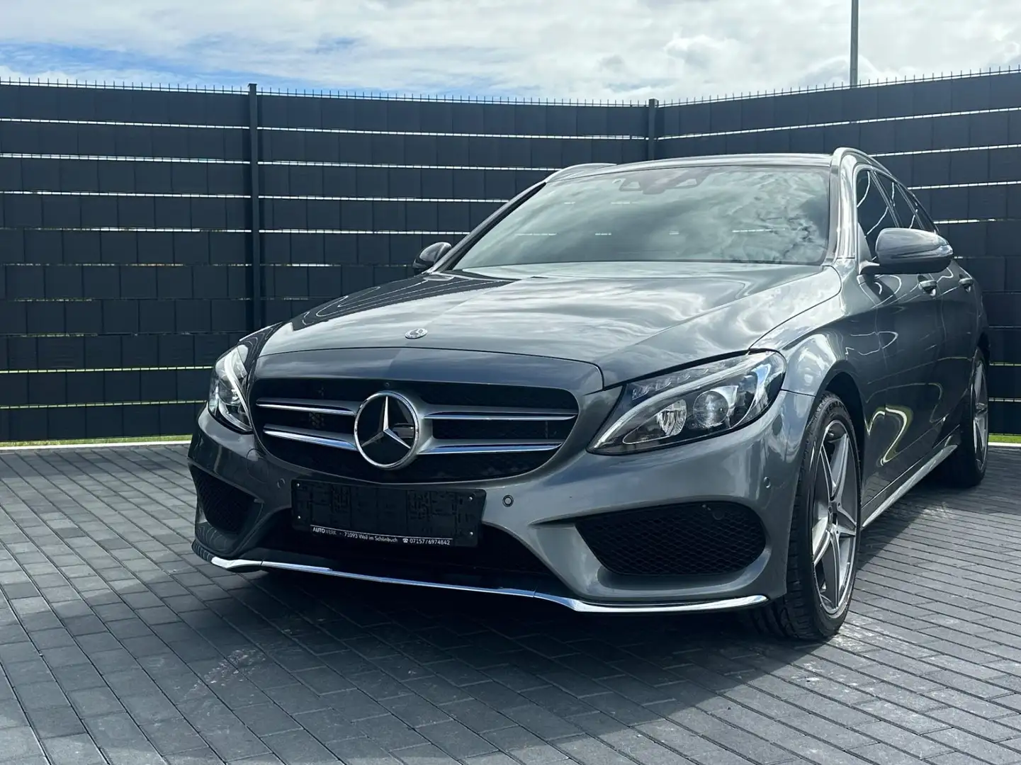 Mercedes-Benz C 200 T 4M*9G*AMG-LINE*DISTR*360*LEDER*SHZ*LED* Gris - 1