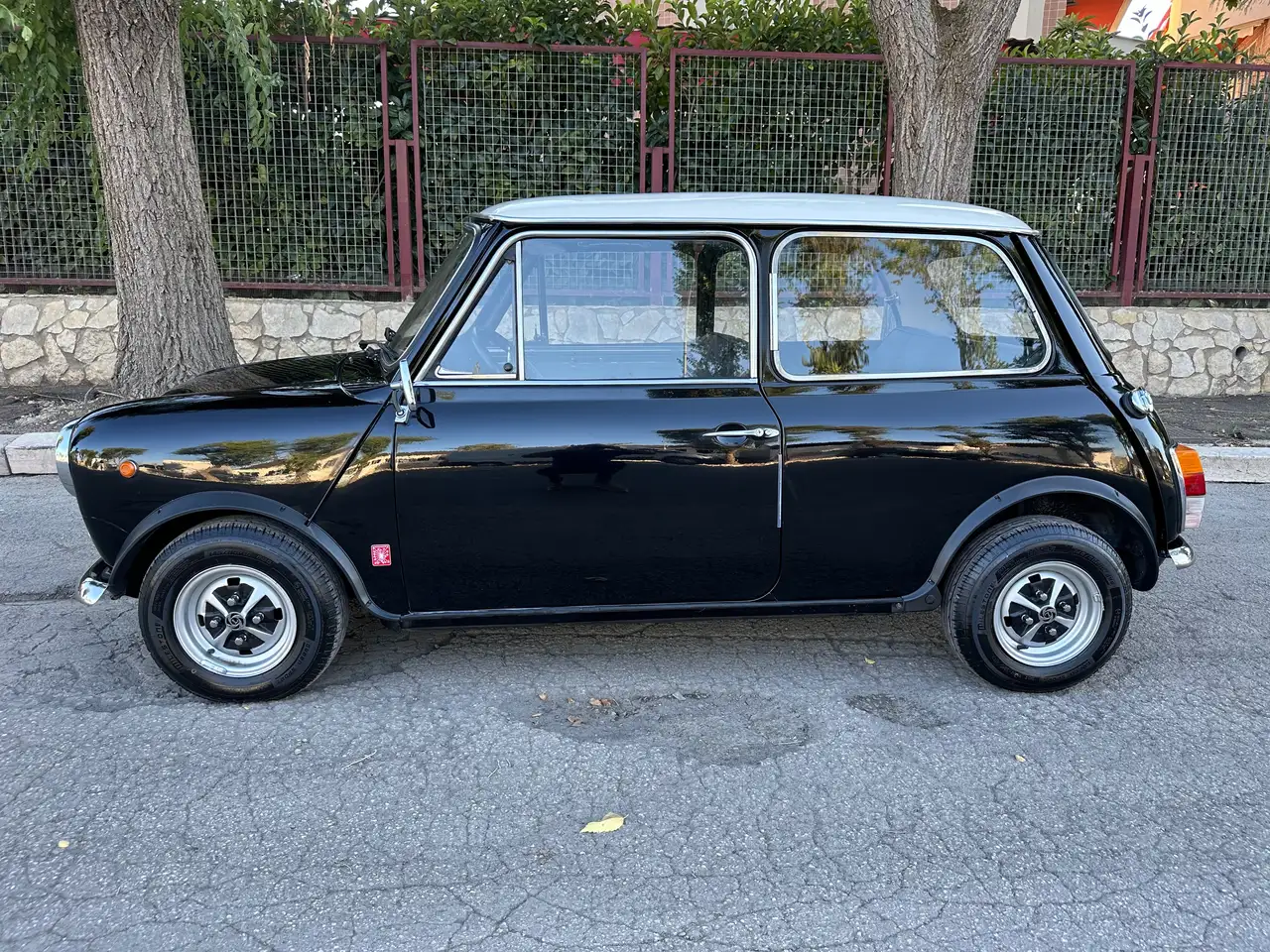 Innocenti Mini Cooper 1300 Export, foto 2