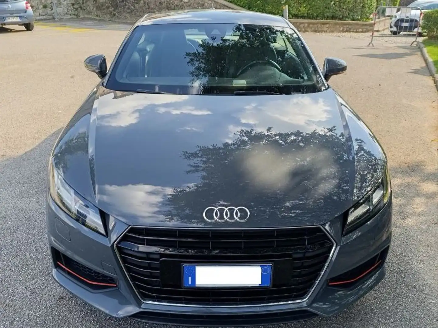 Audi TT TT Coupe ultra S line Black line Grigio - 2