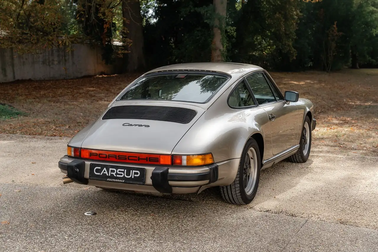 Porsche 911 SC 3.2 231 ch - Almond Beige Mettalic, foto 3