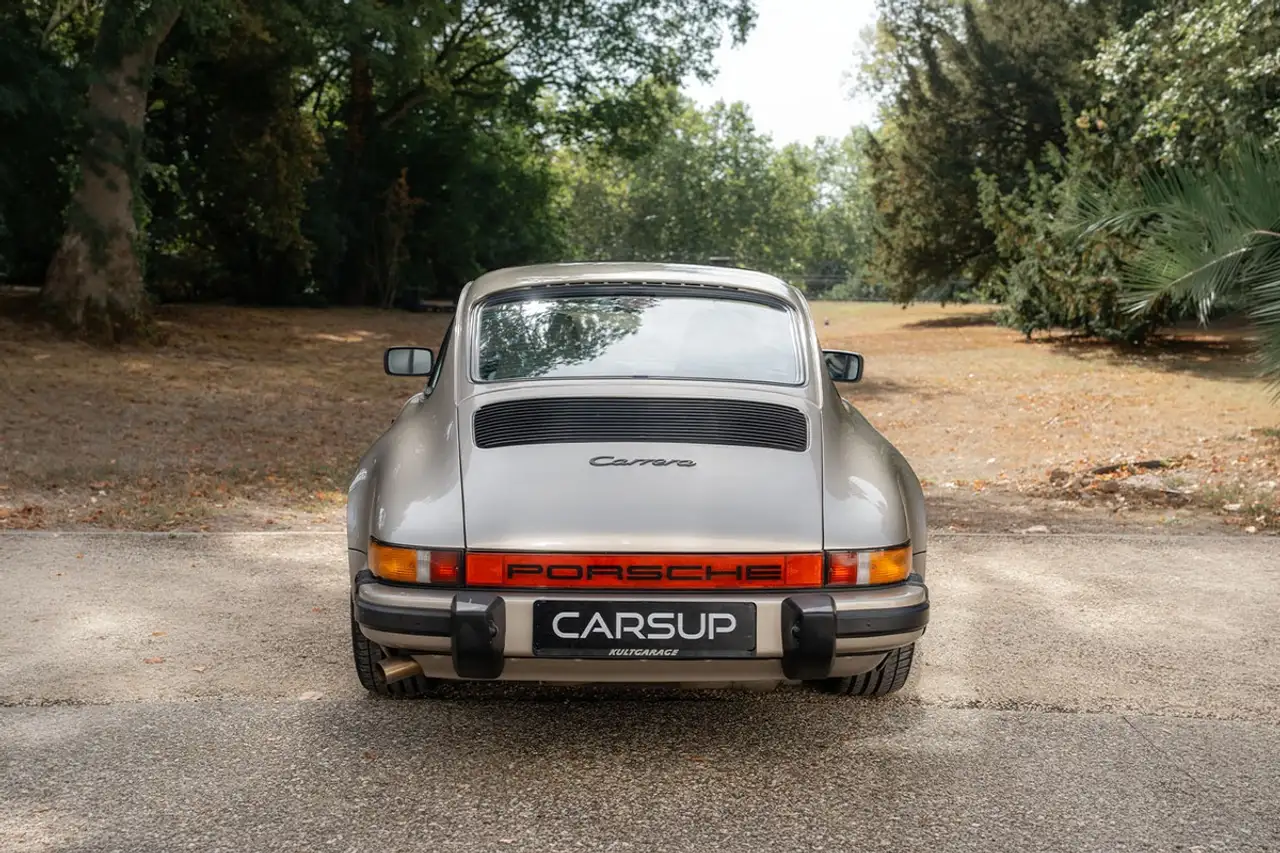 Porsche 911 SC 3.2 231 ch - Almond Beige Mettalic, foto 4