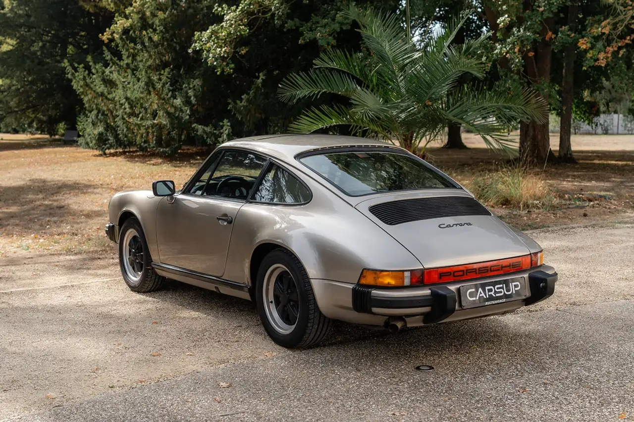 Porsche 911 SC 3.2 231 ch - Almond Beige Mettalic, foto 5