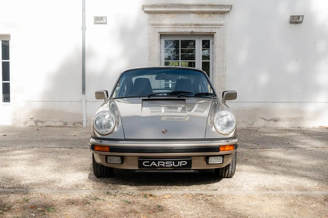 Porsche 911 SC 3.2 231 ch - Almond Beige Mettalic, foto 8