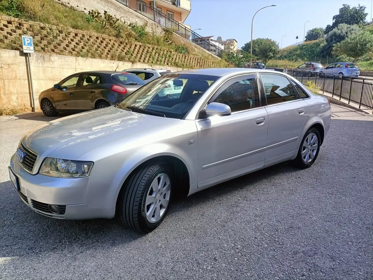 Audi A4 1.9 tdi 130cv - 1