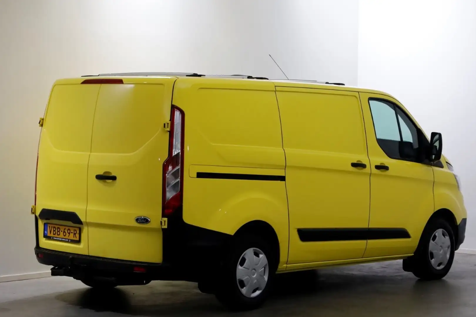 Ford Transit Custom 2.0 TDCI L1H1 Trend Airco/Inrichting 06-2019 Geel - 2