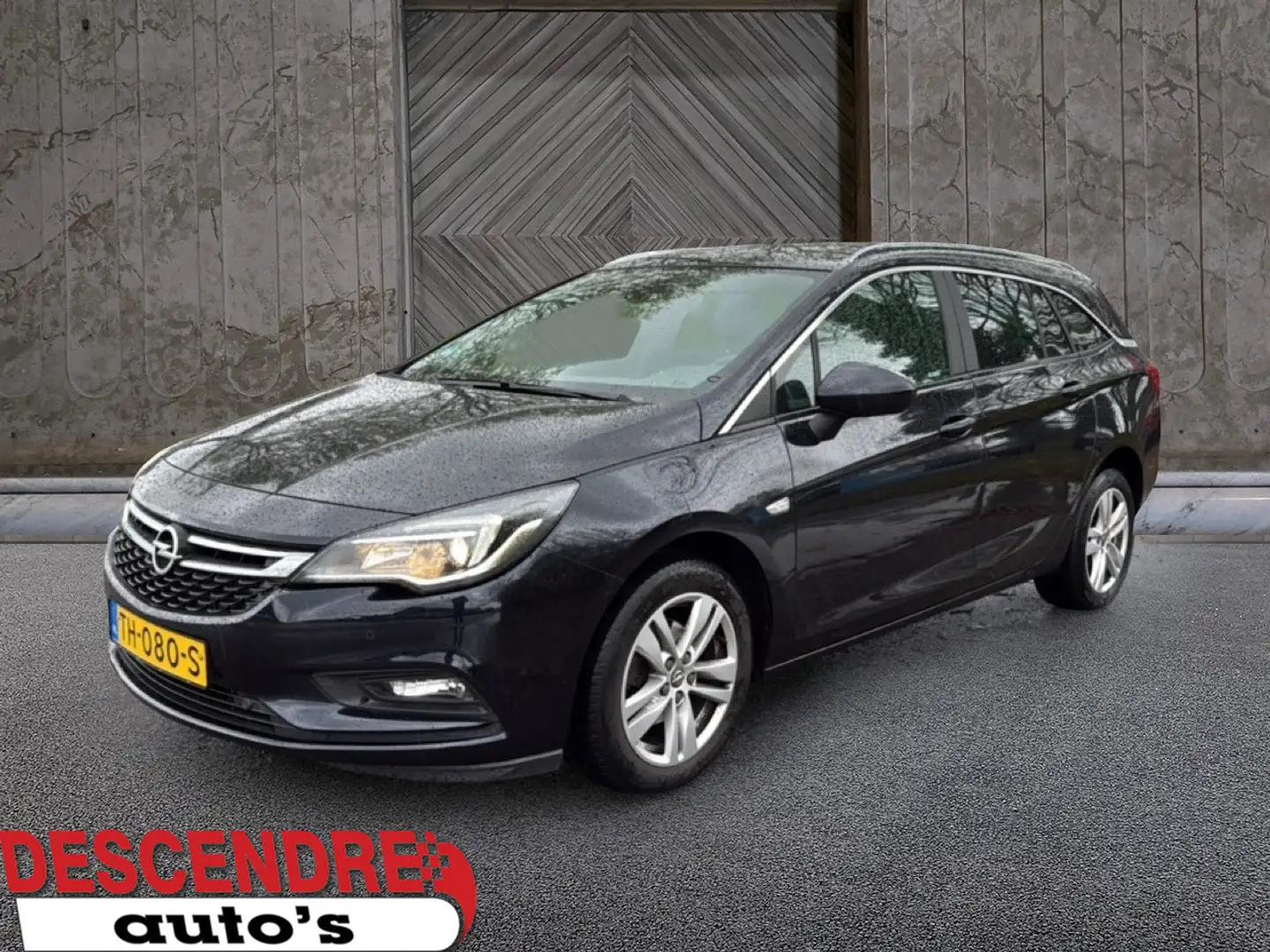 Opel Astra Sports Tourer 1.4 T Online Edition 150pk Blauw - 1