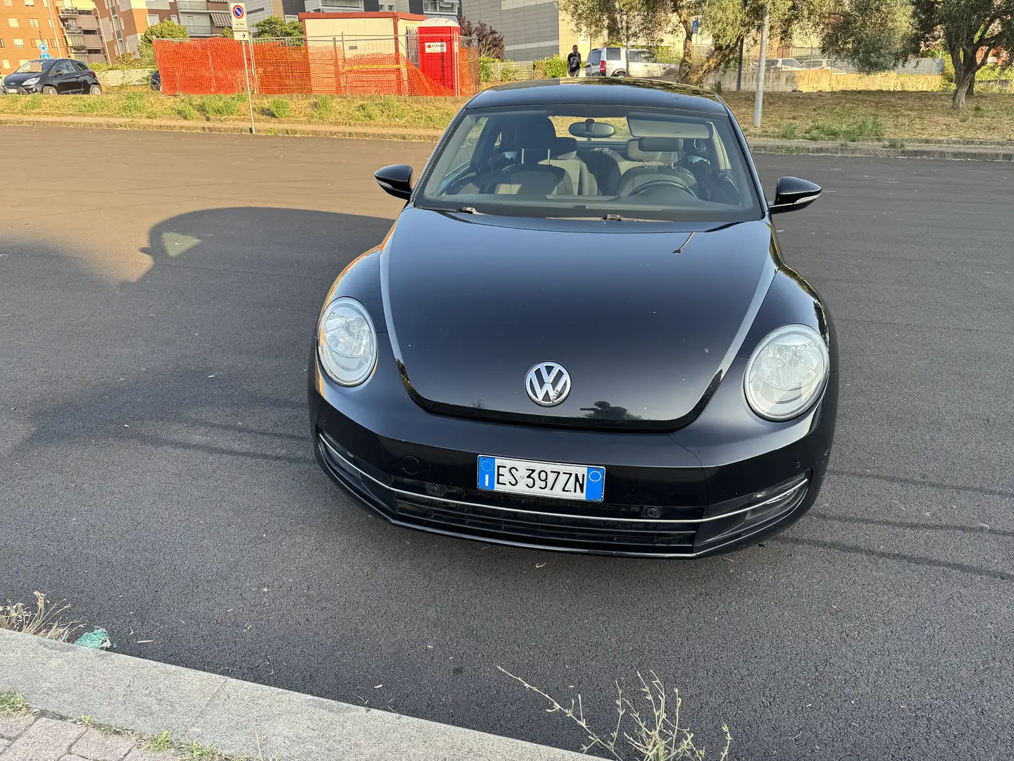 Volkswagen Maggiolino 1.6 tdi Design 105cv - 1