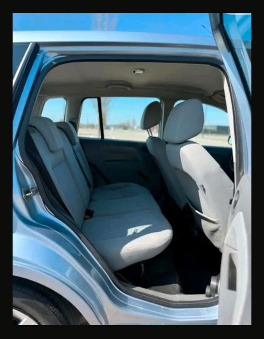 Ford Fusion 1.4 + - 2