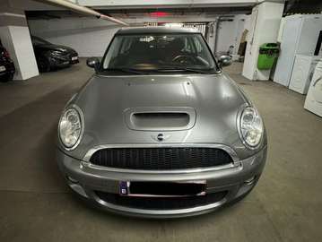 Mini 1.6i Cooper S