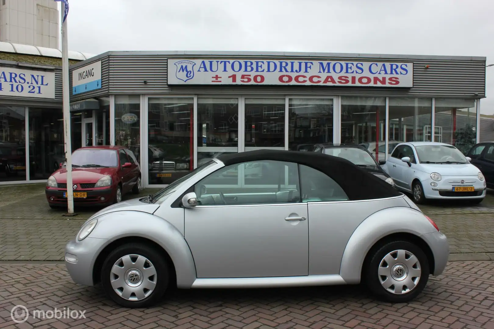 Volkswagen New Beetle Cabriolet 1.6 Turijn Comfort Grijs - 2