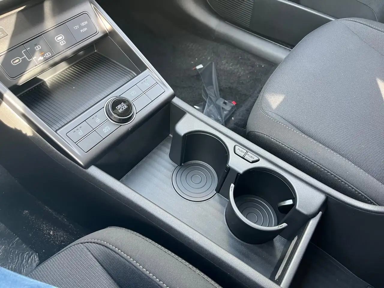 Hyundai KONA fotografie Hyundai KONA
