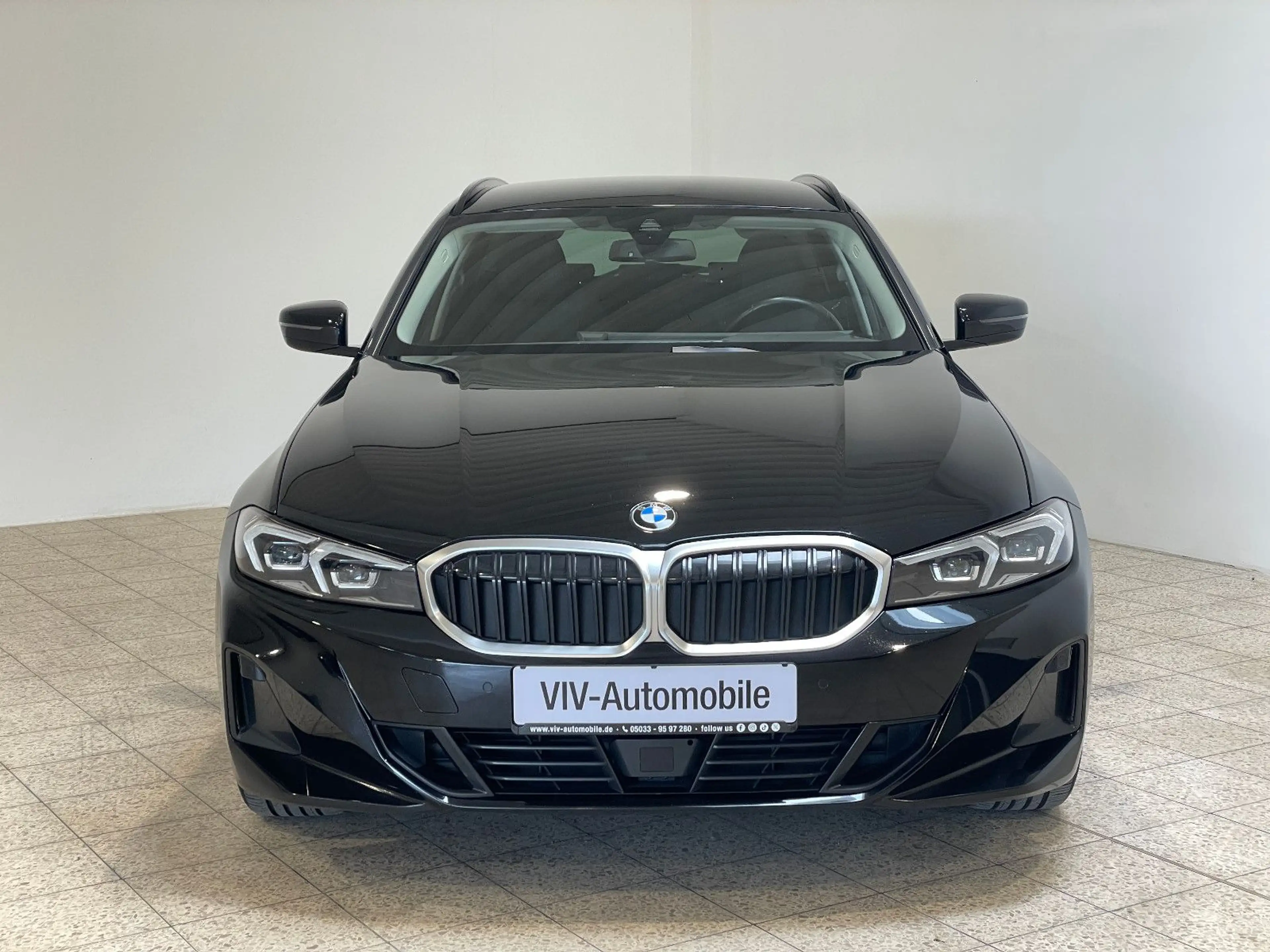 BMW 318 d Touring 1.Hand*Sport Sitze*Teil-Leder*M — photo 2