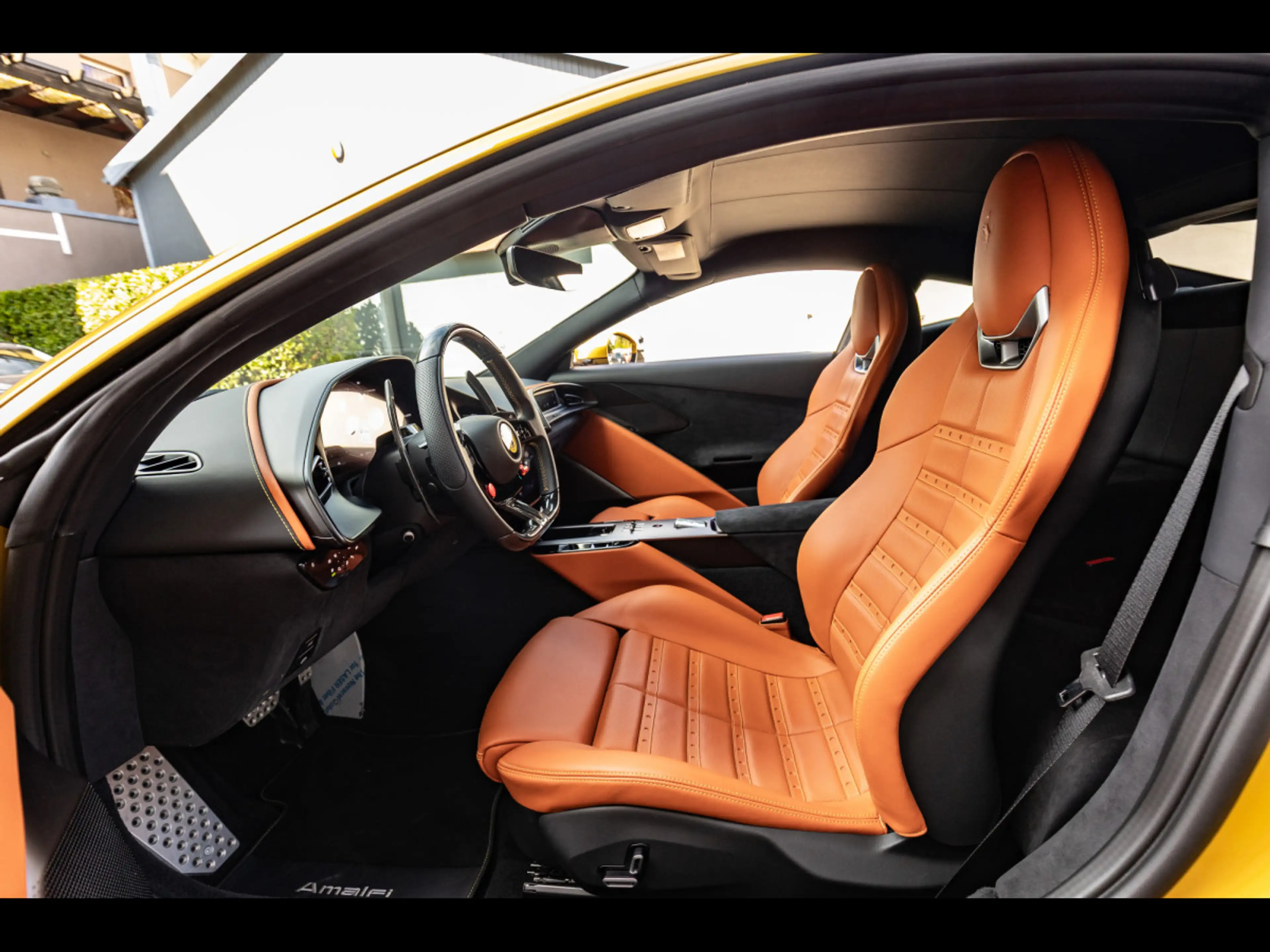 Ferrari Amalfi GIALLO MONTECARLO°PPF°CARBON°360°BURMESTER°DISP — photo 10