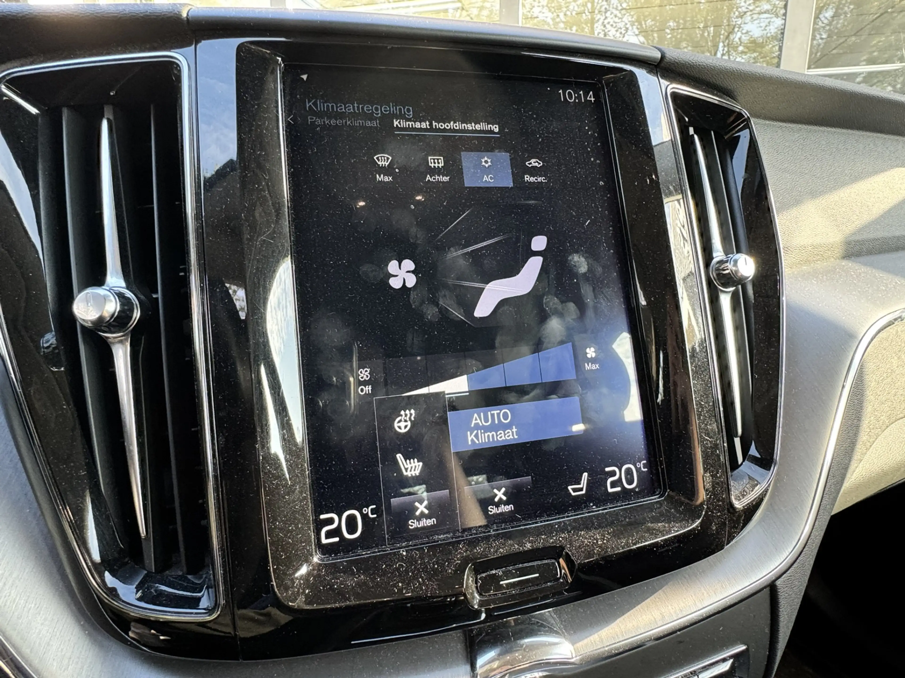 Volvo XC60 2.0 D4 191pk Momentum*Navi*AHK*EXPORT/EX.BPM* — photo 24