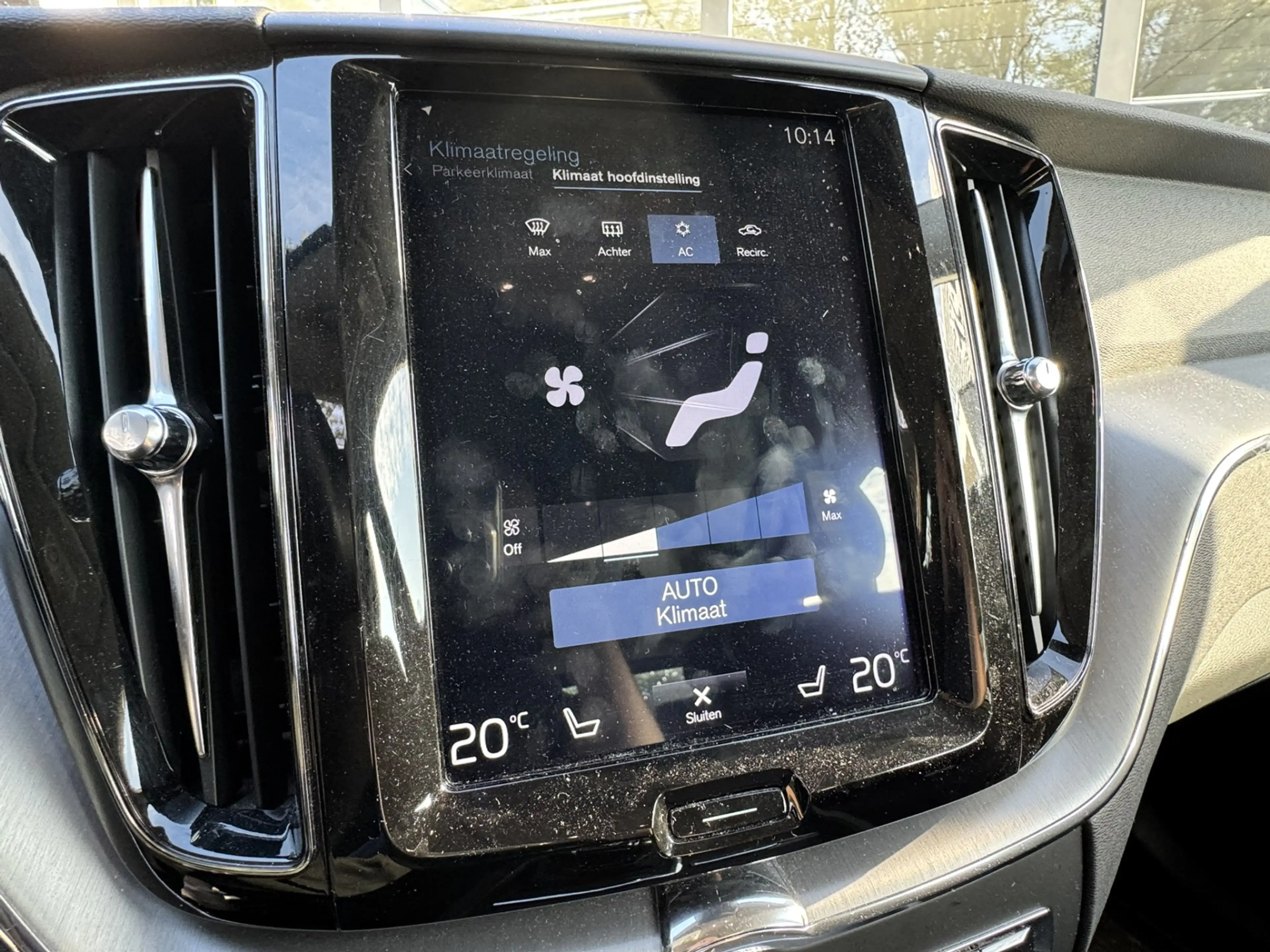 Volvo XC60 2.0 D4 191pk Momentum*Navi*AHK*EXPORT/EX.BPM* — photo 23