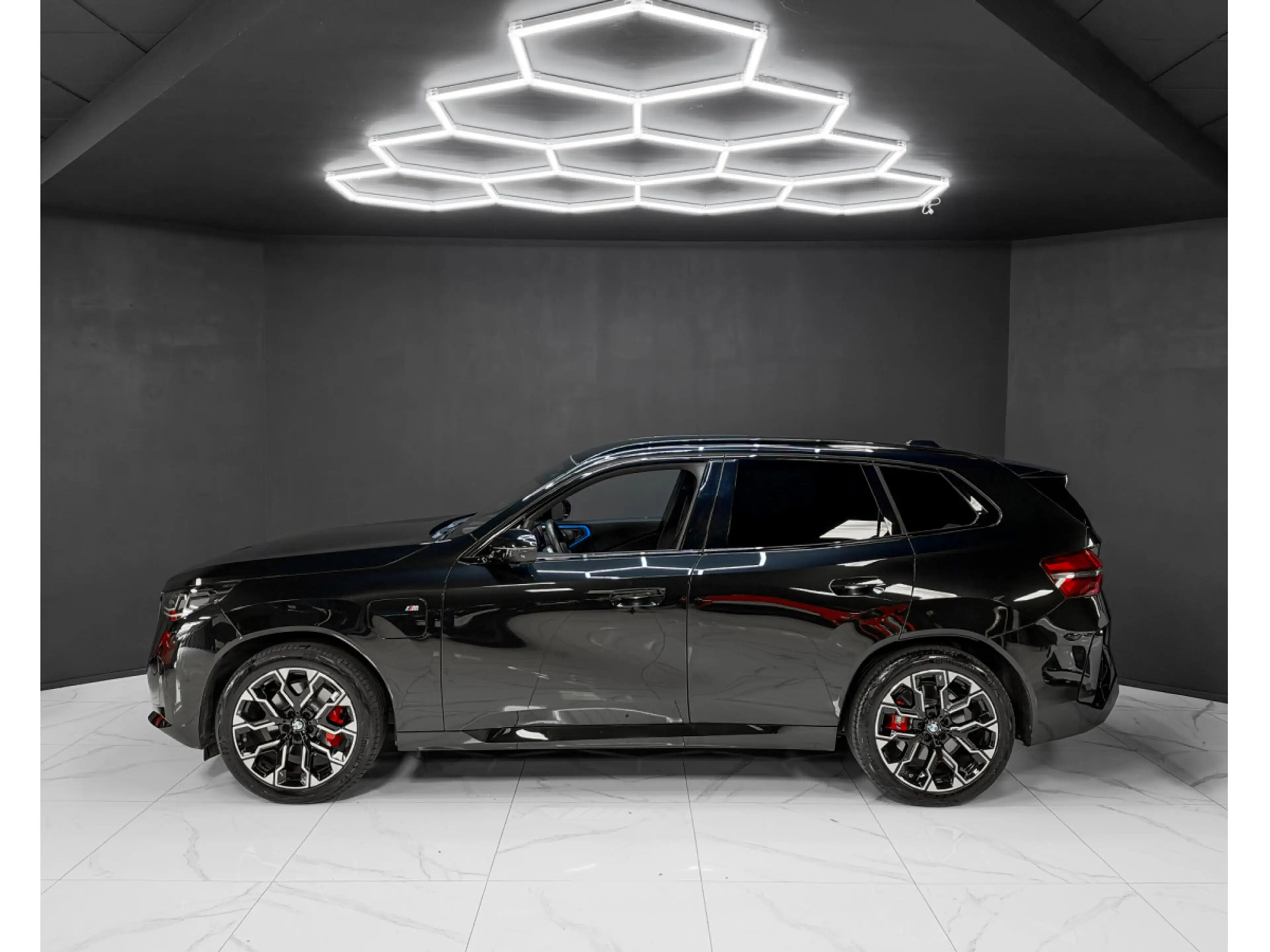 BMW X3 30e M Sport xDrive — photo 2