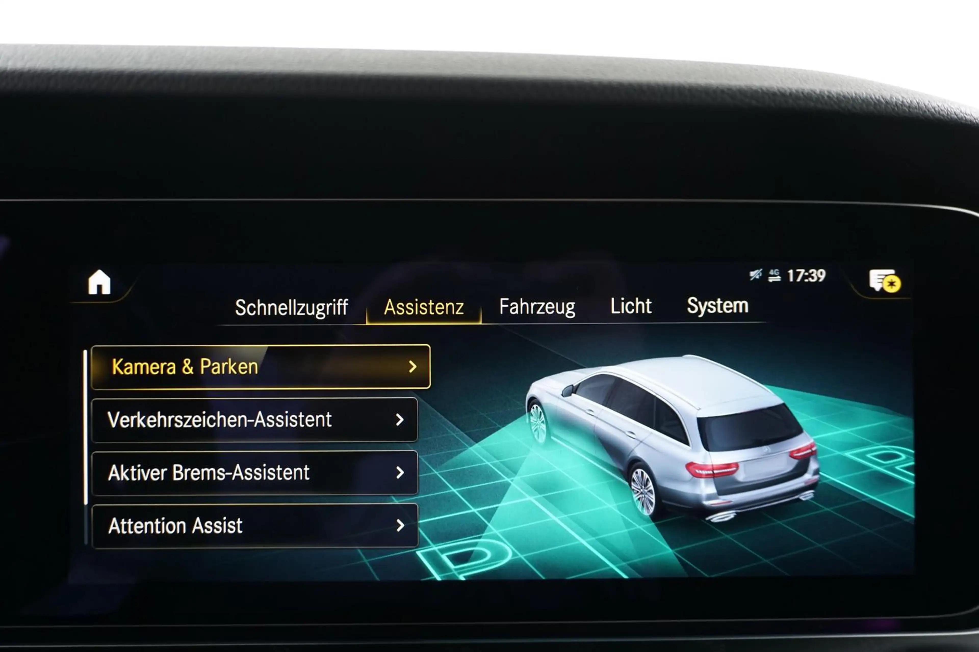 Mercedes-Benz E 450 4Matic T Pano Leder Kamera Luftfederung — photo 13