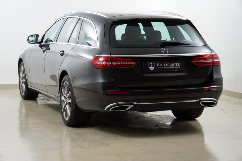 Mercedes-Benz E 450 4Matic T Pano Leder Kamera Luftfederung — photo 4