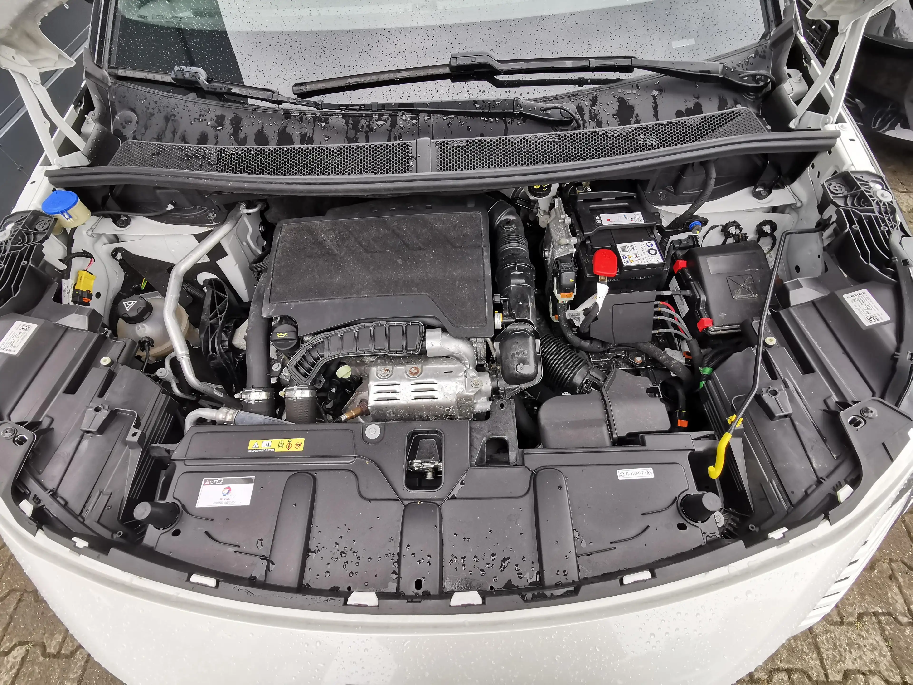 Peugeot 5008 1.2 PureTech 130, GT — photo 6