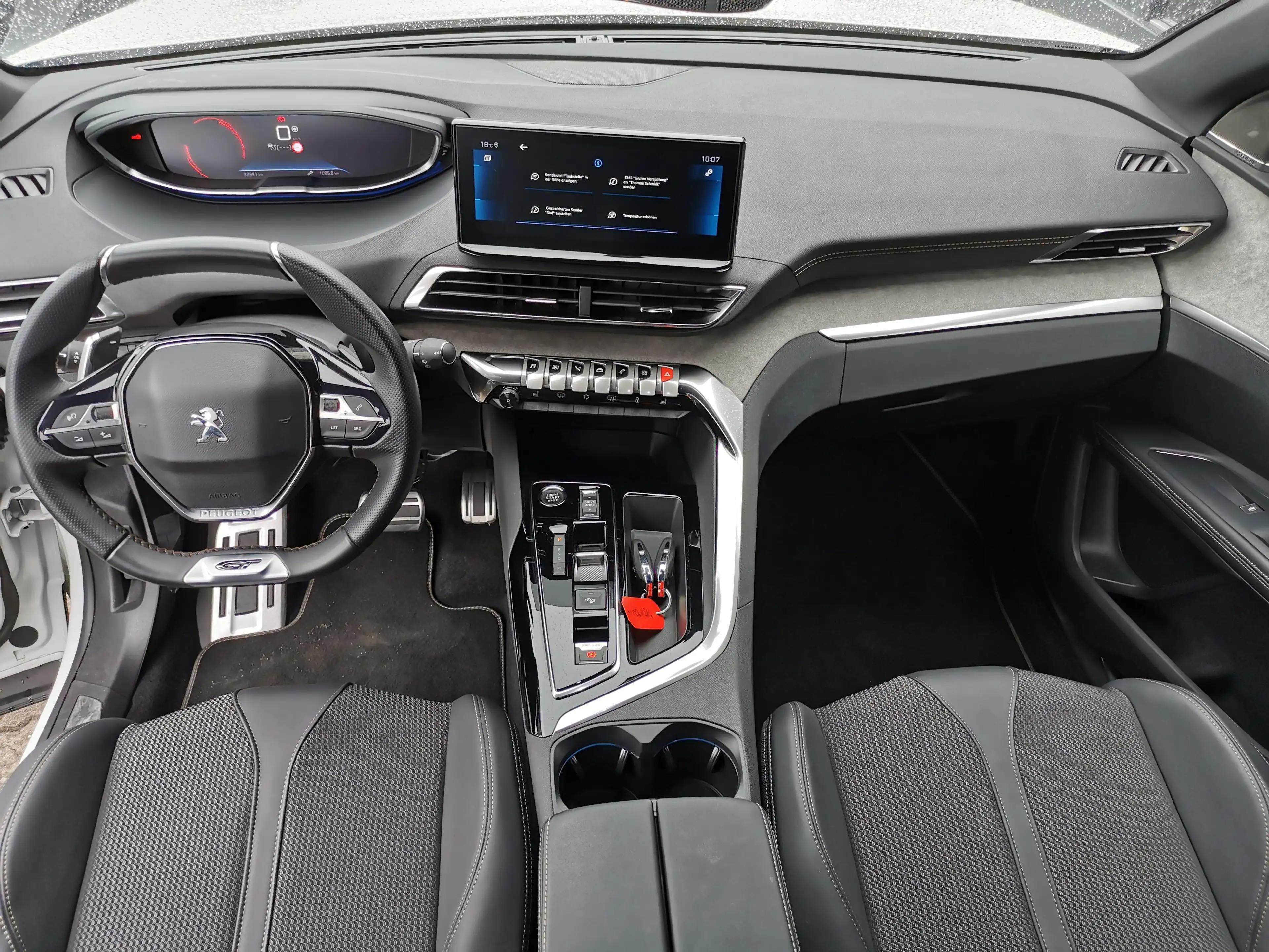 Peugeot 5008 1.2 PureTech 130, GT — photo 8