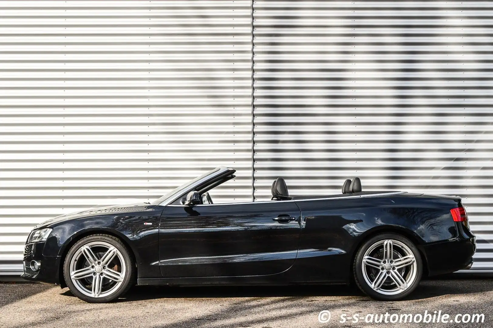 Audi A5 2.0 TDI Cabriolet S-Line Sportpaket Schwarz - 2