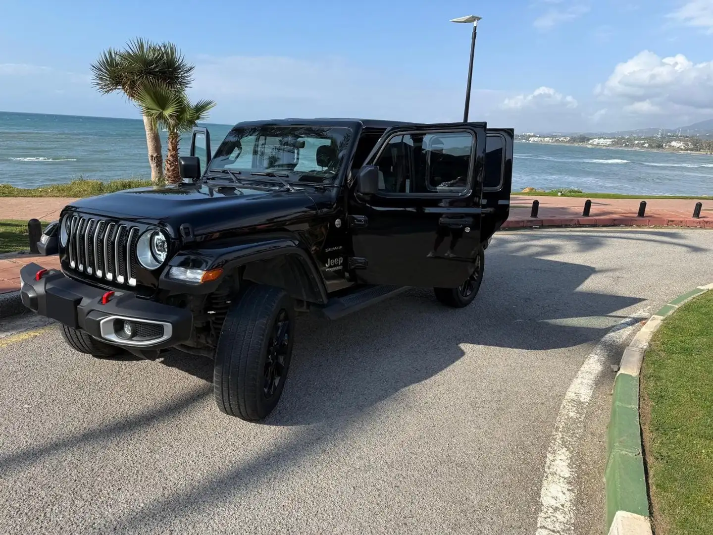 Jeep Wrangler Wrangler Unlimited 2.0T GME Sahara 8ATX Sahara Negro - 1