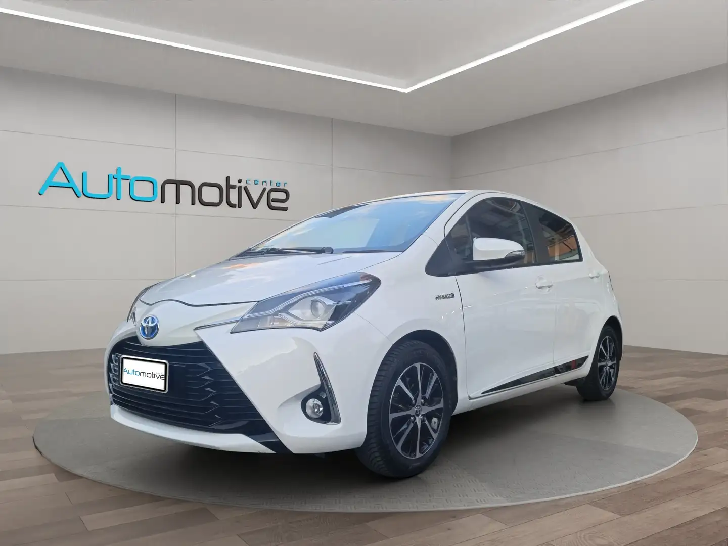 Toyota Yaris 2017 5p 1.5h Cool Weiß - 1