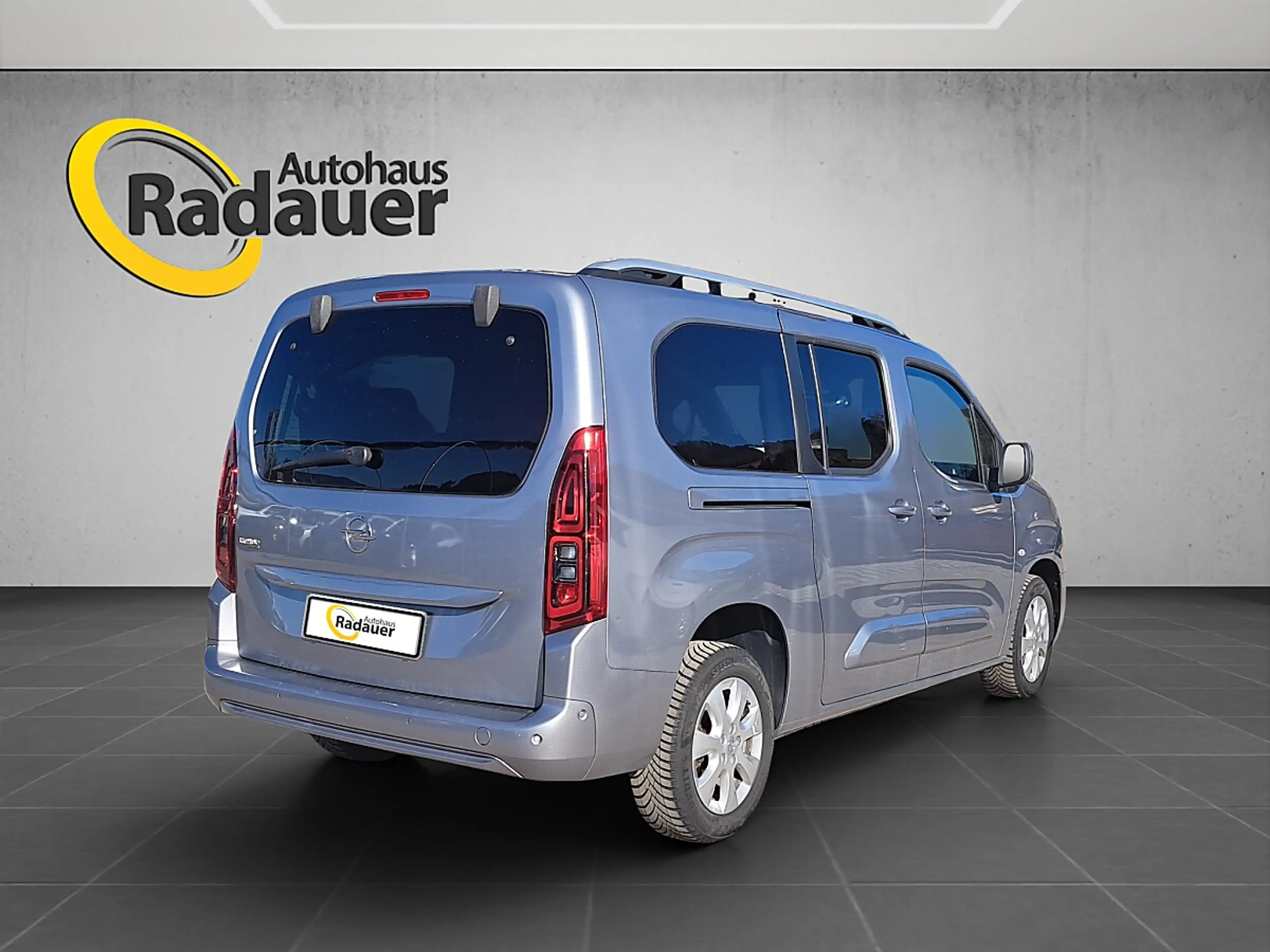 Opel Combo Life 1,5 Diesel L Life 7-Sitzer — photo 5