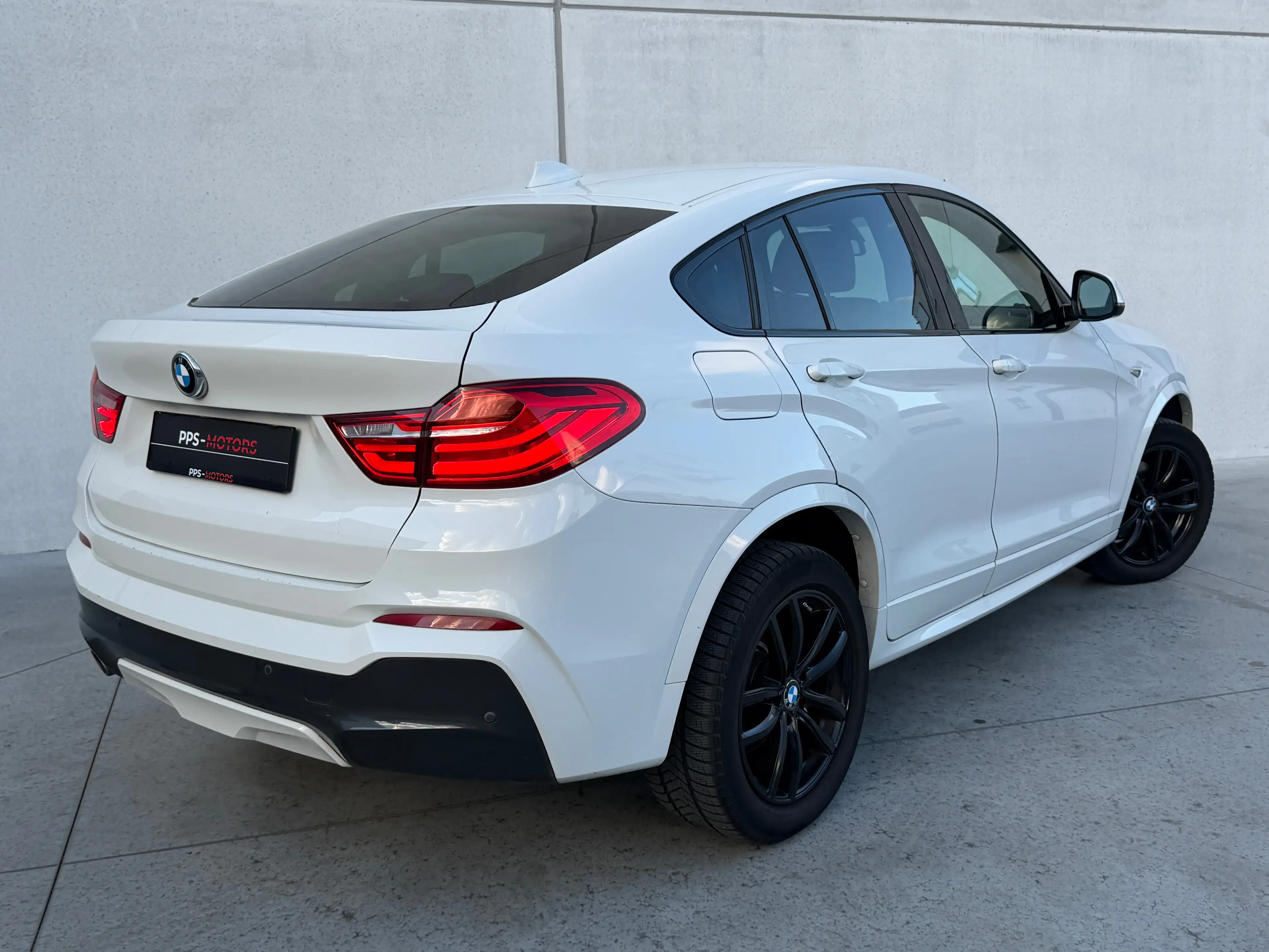 BMW X4 X4 2.0 dA xDrive20 — photo 9
